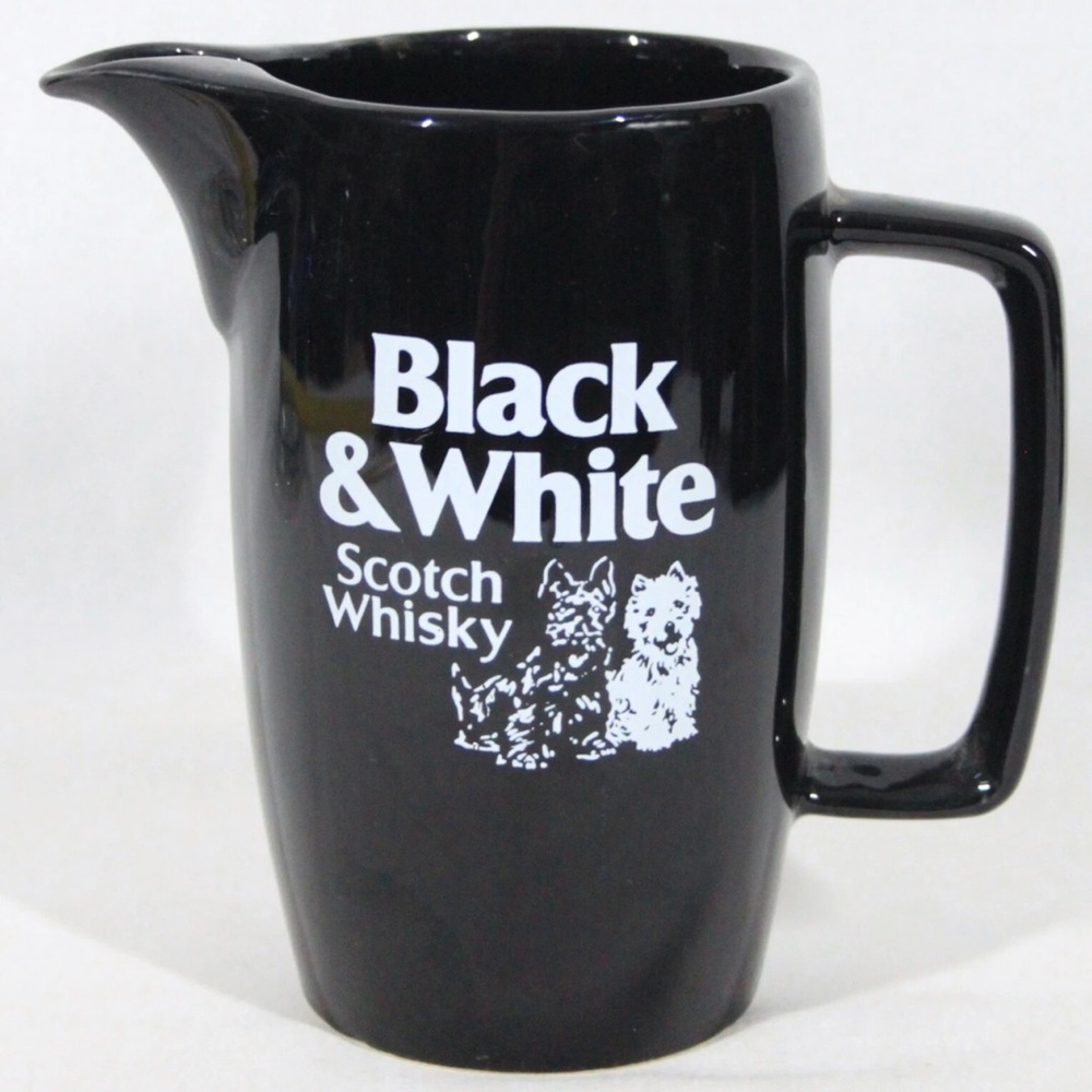 RARE! VINTAGE WADE BLACK & WHITE SCOTCH WHISKY WATER PITCHER / JUG ENGLAND